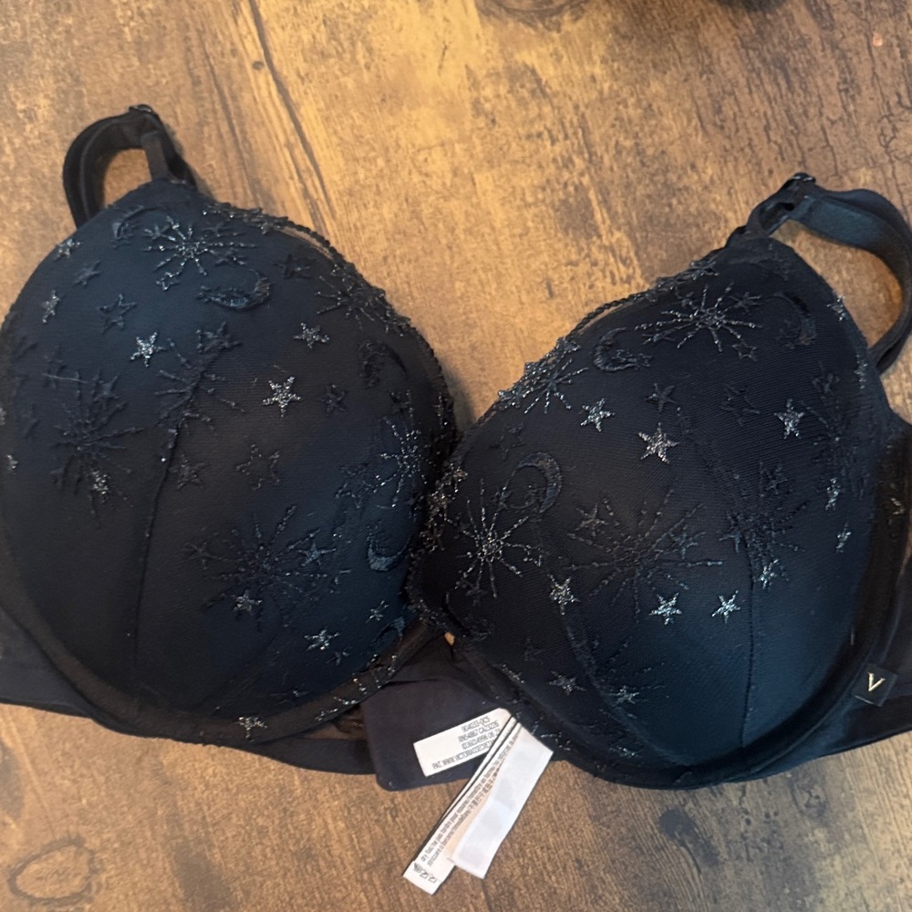 Victoria's Secret Midnight Black Starry Bra 40c
